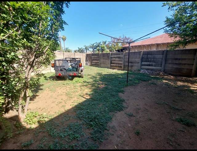 3 BEDROOM HOUSE FOR SALE IN DASPOORT ESTATE